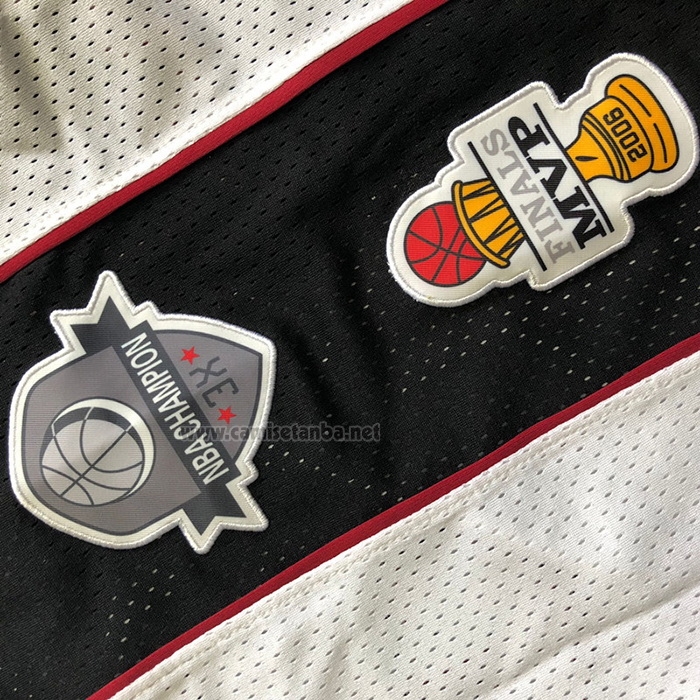 Camiseta Miami Heat Dwyane Wade #3 Mitchell & Ness 2003-19 Blanco